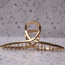 Load image into Gallery viewer, London Claw Clip - Gold
